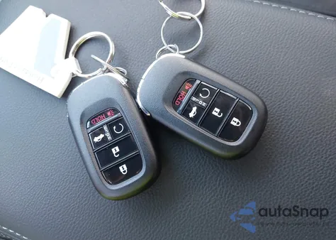 2025 Honda Civic Sport/Sport Touring from USA, damaged, VIN 2HGFE4F89SH321583